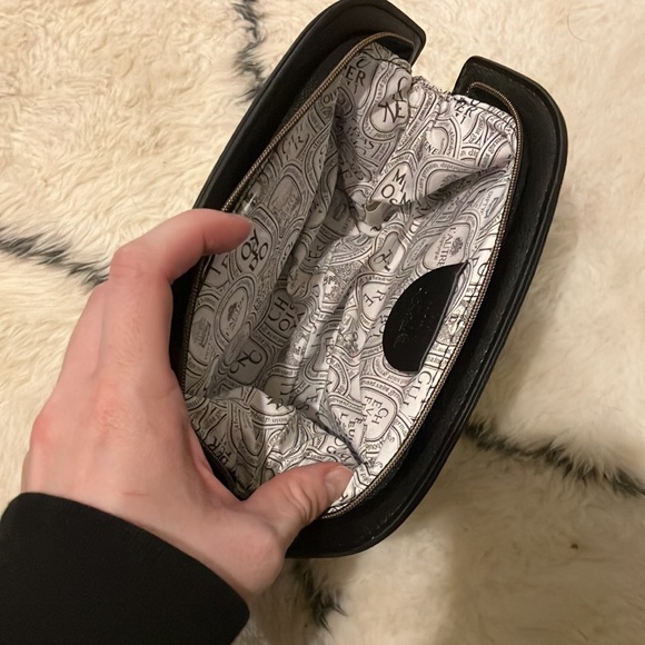 Diptyque 3 piece set toiletry bag set - Picture 3 of 7